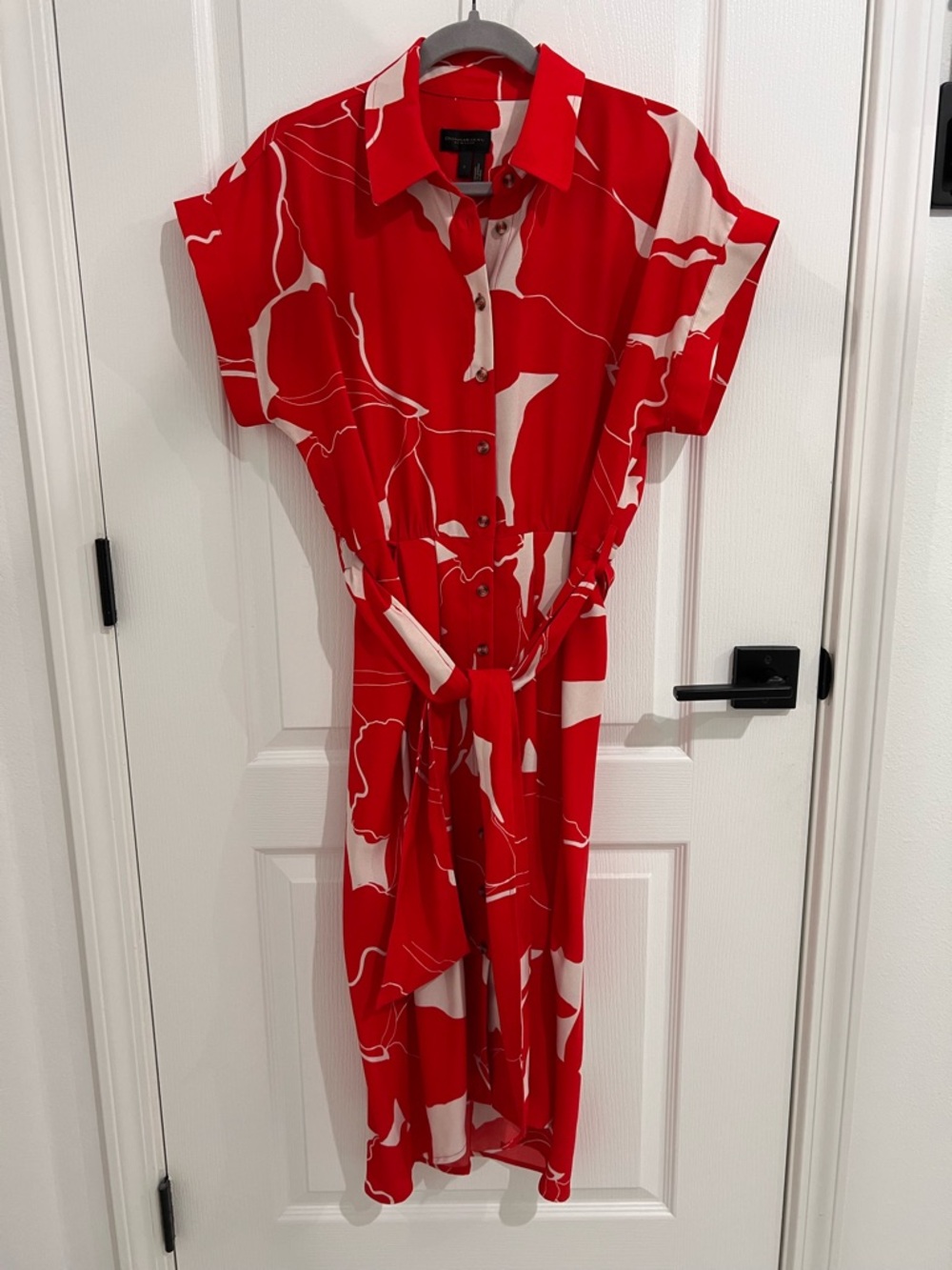 Donna Karan Floral Print Short Sleeve
Crepe Shirt Dress